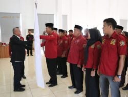 Bupati Lantik Pengurus Daerah PABPDSI Lutim Sisa Masa Jabatan 2021-2027