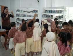 Layanan Antar Jemput Dongeng DPK Lutim Libatkan 32 Siswa TK Pembina Malili