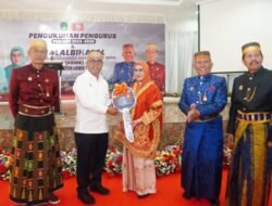 Bupati Budiman Hadiri Pelantikan Pengurus KKMB Luwu Timur 2023-2028