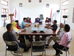 Badan Kesbangpol Lutim Musnahkan 1.152 Arsip Inaktif Retensi Dibawah 10 Tahun