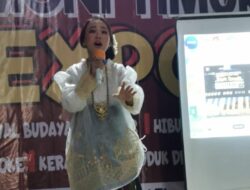 Desa Manunggal Raih Juara Lomba Karaoke HUT RI ke-79 di Tomoni Timur, Disponsori Bio WIN