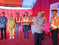 Serahkan Sertifikat dan Piagam Pelatihan, Pjs. Bupati : Mimpi Besar Saya Sudah Terwujud