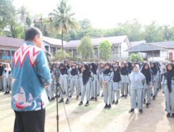 Jayadi Nas Saksikan Langsung Pemberian TTD di SMAN 1 Luwu Timur