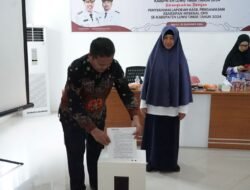 DPK Lutim Musnahkan 2.500 Berkas, Disertai Penyerahan Laporan Pengawasan Kearsipan OPD