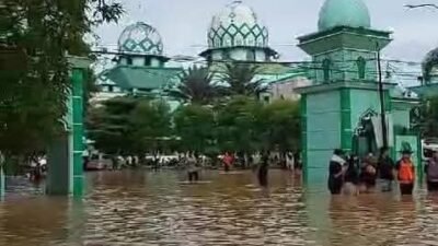 Banjir di Maros Makin Meluas, 14 Kecamatan Terendam dan Ratusan Ribu Warga Terdampak