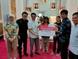 Kemensos RI Serahkan Santunan Kematian untuk Ahli Waris Korban KKB Papua Asal Lutim