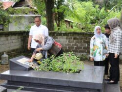 Bupati dan Wabup Ziarah ke Makam Thoriq Husler Sebelum Bertolak ke Lutim