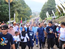 Ribuan Peserta Meriahkan Fun Run Anti Mager Sulsel di Malili, Gubernur dan Bupati Turut Meramaikan