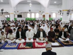 Makna Kurban dalam Pembangunan, Pesan Mendalam Bupati Irwan Saat Shalat Idul Adha 1446 H