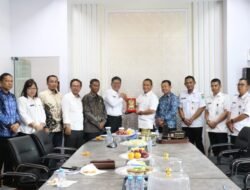 Bupati Irwan Terima Kunjungan Pemkab Poso Terkait Benchmarking Pendapatan Daerah