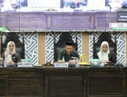 Wabup Puspawati Apresiasi Pandangan Umum Fraksi DPRD terhadap Ranperda Perubahan APBD 2025