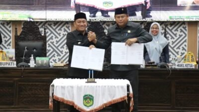 Bupati Irwan Hadiri Paripurna DPRD, KUA-PPAS Lutim 2026 Resmi Disepakati