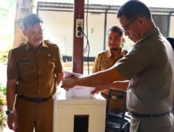 Satpol PP Lutim Musnahkan 4.760 Arsip Inaktif