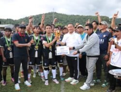 Final Penuh Drama di Balantang, Lakawali Pantai FC Boyong Trofi HUT ke-80 RI