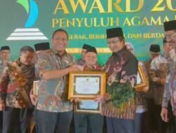 Bupati Luwu Timur Terima Penghargaan Bergengsi dari Menteri Agama RI