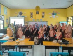 Wujudkan Generasi Cerdas, DWP Lutim Sosialisasikan Gerakan Literasi Keluarga