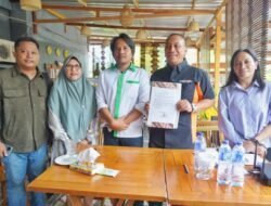 Bupati Irwan Siap Bangun Asrama untuk Mahasiswa Lutim di Palopo
