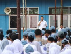Motivasi Pelajar: Bupati Irwan Ingatkan Jauhi Narkoba, Rokok, dan Tawuran