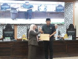 Pemkab Lutim Serahkan Ranperda APBD 2026, Fokus pada Peningkatan Layanan Publik dan Infrastruktur