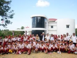 Sinergi SDN 172 Tomoni dan Dispusipda Tingkatkan Budaya Literasi Siswa