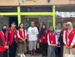 Mahasiswa KKN UNHAS Dorong Pelaku Usaha Go-Digital melalui Program “UMKM Melek Digital: Satu QRIS, Seribu Peluang”