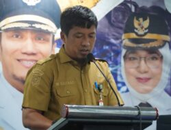 Plt. Kadis Kominfo-SP Lutim Buka Bimtek Pengembangan Kompetensi Jurnalis Media Partner
