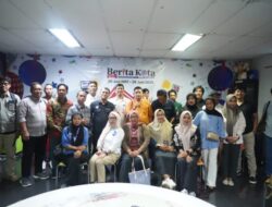 Diskominfo-SP bersama Media Partner Lutim Kunjungi Kantor BKM dan Tribun Timur