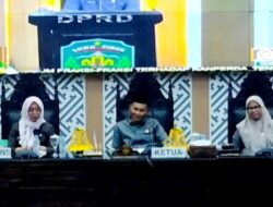 Wakil Ketua I DPRD Luwu Timur Pimpin Rapat Paripurna Terkait Pandangan Umum Fraksi-fraksi tentang Dua Ranperda