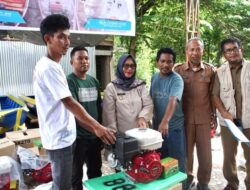 Wakil Bupati Luwu Timur Serahkan Bantuan Sarana Budidaya Ikan di Atue