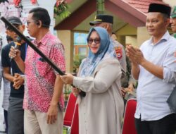 Wabup Puspawati Lepas Pawai Ta’aruf MTQ XI Tampilkan Semangat Persatuan dan Syiar Qur’ani