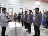 Kukuhkan Dewan Hakim MTQ XI Lutim, Bupati Irwan Tekankan Profesionalisme Penilaian