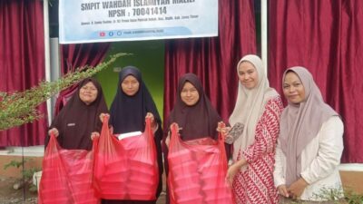 Gerakan Luwu Timur Sedekah Jum’at berbagi di Puskesmas Malili