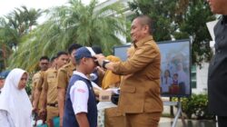 Bupati Luwu Timur Mulai Salurkan 16.253 Paket Seragam Sekolah, Pastikan Rampung Dalam Tiga Hari