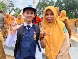 Seragam Baru, Semangat Baru: Kisah Bahagia Jarvinia dan Hanif di Luwu Timur