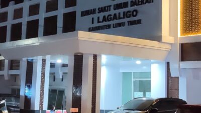 Layanan Malam RSUD I Lagaligo Luwu Timur Tetap Ramai, Antrean Parkir Motor Meluber