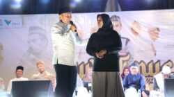 Bupati Irwan Tepati Janji, Fani Sabrina Terima Motor di Hadapan Ribuan Jamaah Tabligh Akbar