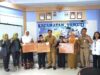 Senyum Bahagia Lansia Towuti, Bantuan Rp3 Juta Mulai Cair Lewat Kartu ATM
