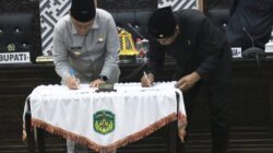 Bupati dan Ketua DPRD Lutim Tandatangani Kesepakatan Perubahan KUA-PPAS 2026