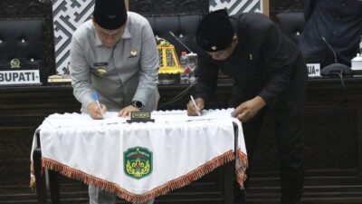Bupati dan Ketua DPRD Lutim Tandatangani Kesepakatan Perubahan KUA-PPAS 2026