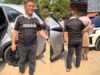 Aksi Spontan Viral: Bupati Irwan Bachri Syam Hentikan Iring-Iringan Mobil Dinas Demi Bertemu Nenek di Jalan