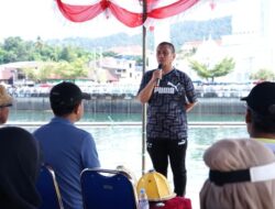 Buka Lomba Perahu Dayung, Bupati Irwan : Momentum Perkuat Kebersamaan