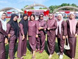Tampil Kompak Berbusana Marun, Anggota BPD Se-Kecamatan Wotu Solid Meriahkan Upacara HUT RI di Lapangan Gaswo