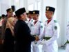 Dikukuhkan Bupati Irwan, Paskibraka Lutim Siap Kibarkan Merah Putih di HUT RI ke-81