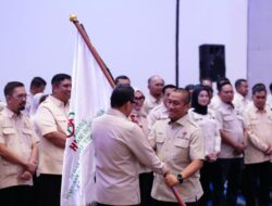 Resmi Dilantik Jadi Ketua DPC HKTI Lutim, Bupati Irwan Siap Perjuangkan Kesejahteraan Petani