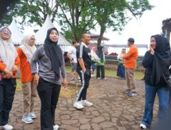 Kenalkan Dengen di Tengah Games Estafet, Bupati Luwu Timur Pikat Kontingen dengan Kekayaan Lokal