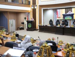 Wabup Puspawati Sampaikan Jawaban Bupati Atas Pemandangan Umum 5 Fraksi Terkait Ranperda APBD 2027