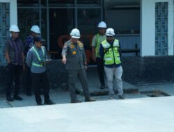 Pastikan Kualitas Terjaga, Bupati Irwan Tinjau Langsung Proyek Pembangunan di Tomoni
